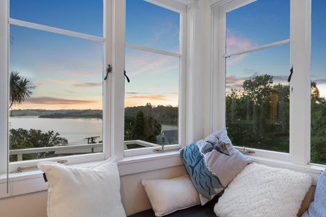 Photo of property in 207 Wade River Road, Wade Heads, Whangaparaoa, 0932