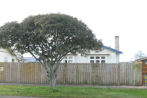 Photo of property in 12 Maitland Street, Frankton, Hamilton, 3204