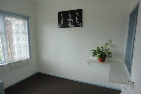 Photo of property in 1/165 Titirangi Road, New Lynn, Auckland, 0600