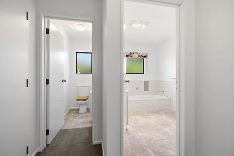 Photo of property in 2 Mcbeth Drive, Te Puke, 3119