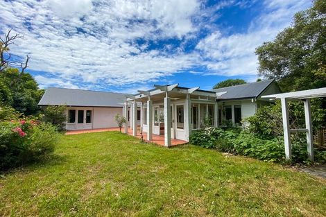 Photo of property in 147 Straven Road, Fendalton, Christchurch, 8014