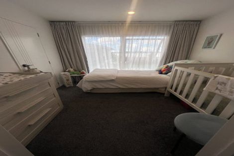 Photo of property in 5/72 Tiraumea Drive, Pakuranga, Auckland, 2010