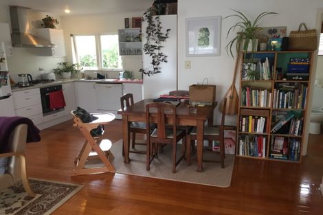 Photo of property in 2/238 Lake Road, Hauraki, Auckland, 0622