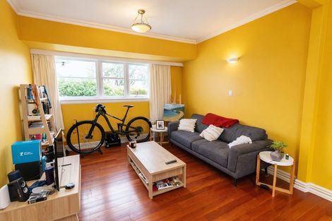 Photo of property in 39 Thornycroft Avenue, Epuni, Lower Hutt, 5011
