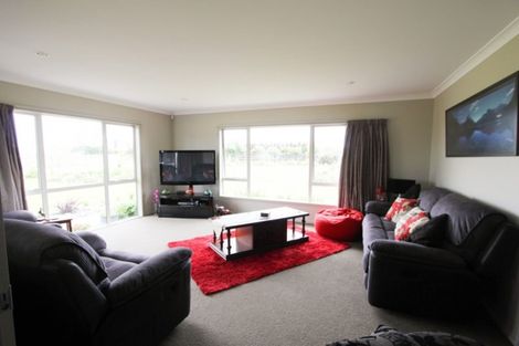 Photo of property in 21 Nicholson Drive, Kaitoke, Whanganui, 4572