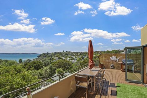 Photo of property in 31 Durness Place, Red Beach, 0932