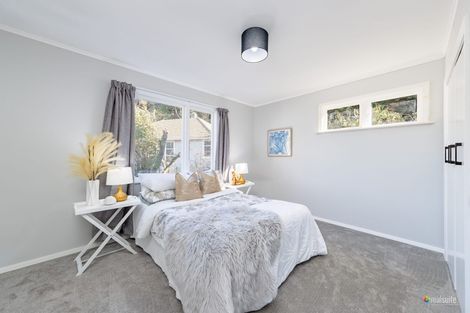 Photo of property in 79 Bird Grove, Stokes Valley, Lower Hutt, 5019