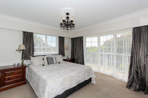 Photo of property in 238 Mangorei Road, Merrilands, New Plymouth, 4312