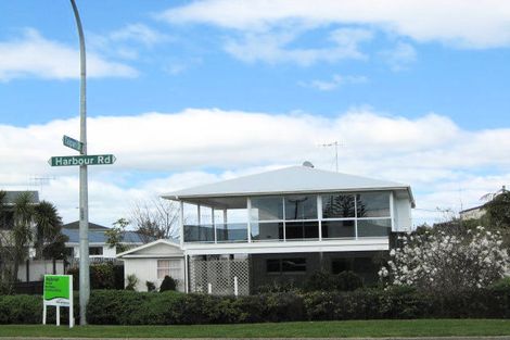 Photo of property in 176 Harbour Road, Ohope, 3121