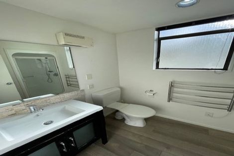 Photo of property in 2/12 Craig Road, Milford, Auckland, 0620