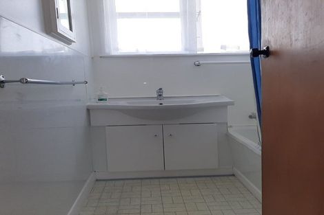 Photo of property in 95 Hillsborough Road, Hillsborough, Auckland, 1042