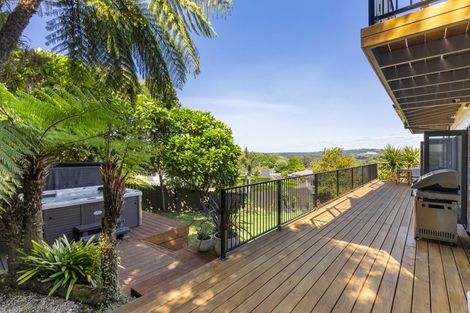 Photo of property in 133 Sandspit Road, Shelly Park, Auckland, 2014