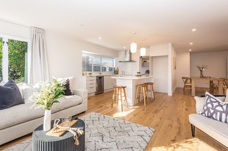 Photo of property in 27 Creese Place, Redwood, Christchurch, 8051