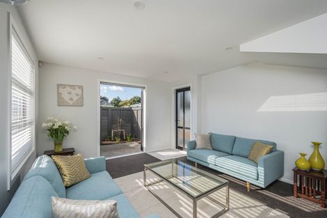 Photo of property in 24a Main Road, Titahi Bay, Porirua, 5022