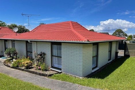 Photo of property in 1/4 Keldale Place, Forrest Hill, Auckland, 0620