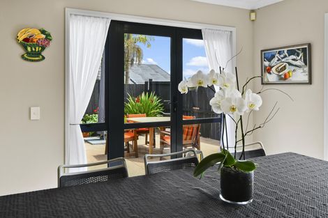 Photo of property in 12 Phoenicia Court, The Gardens, Auckland, 2105