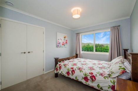 Photo of property in 20 Paul Faith Lane, Te Horo, Otaki, 5581