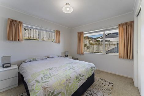 Photo of property in 15b Ross Grove, Paraparaumu, 5032
