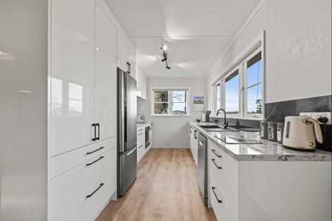 Photo of property in 55 Roots Street East, Feilding, 4702