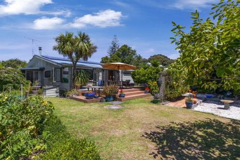 Photo of property in 400 Leigh Road, Whangateau, Warkworth, 0985