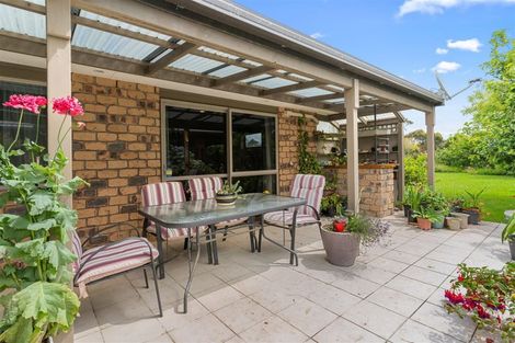 Photo of property in 38 South Road, Waipu, 0510