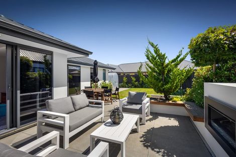 Photo of property in 211 Highsted Road, Casebrook, Christchurch, 8051