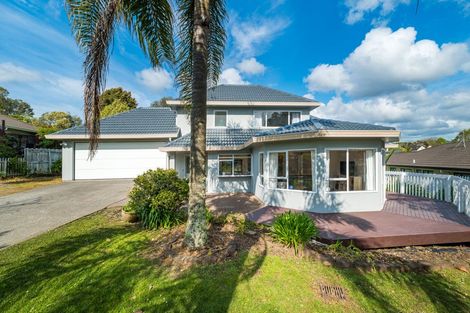 Photo of property in 13 Gala Place, Henderson, Auckland, 0612