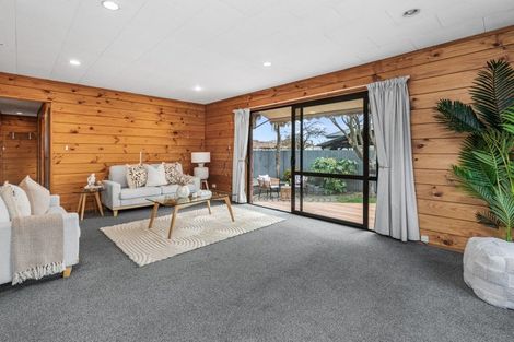Photo of property in 2/68 Hei Hei Road, Hei Hei, Christchurch, 8042
