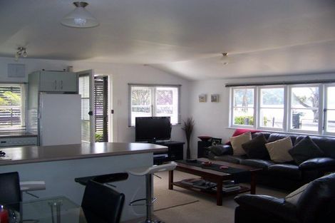 Photo of property in 2039 Ngunguru Road, Ngunguru, Whangarei, 0173