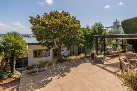 Photo of property in 42 Saint Andrews Hill Road, Mount Pleasant, Christchurch, 8081