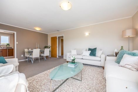 Photo of property in 16 Whites Line West, Woburn, Lower Hutt, 5010