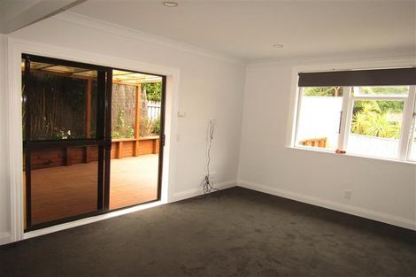 Photo of property in 118b Newlands Road, Newlands, Wellington, 6037