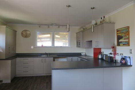 Photo of property in 22 Ewen Road, Temuka, 7920