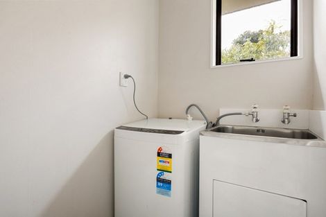 Photo of property in 79 Fairfield Road, Fairfield, Hamilton, 3214