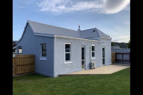 Photo of property in 22 Clutha Street, Alexandra, 9320