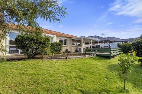 Photo of property in 5 Lorna Irene Drive, Raumati South, Paraparaumu, 5032