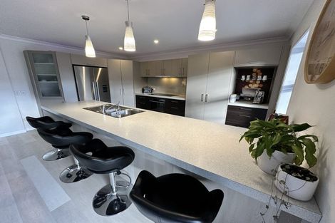 Photo of property in 18 Parkhaven Drive, Rosehill, Papakura, 2113