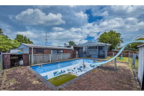 Photo of property in 13 Kamaka Road, Mangere Bridge, Auckland, 2022