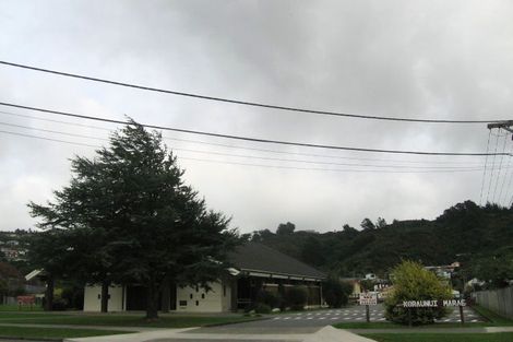 Photo of property in 142 Stokes Valley Road, Stokes Valley, Lower Hutt, 5019