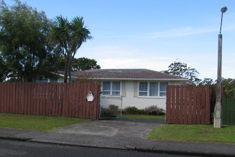 Photo of property in 33 Riverpark Crescent, Henderson, Auckland, 0610