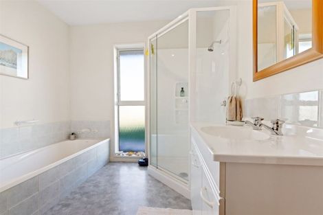 Photo of property in 436a Harewood Road, Harewood, Christchurch, 8051