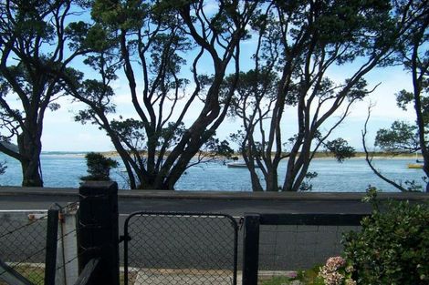 Photo of property in 2039 Ngunguru Road, Ngunguru, Whangarei, 0173