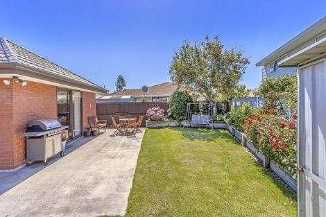 Photo of property in 1/7 Gibbs Place, Halswell, Christchurch, 8025