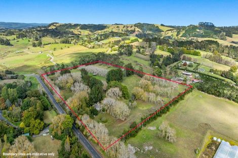 Photo of property in 200 Awa Road, Kumeu, 0891