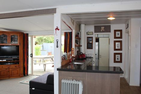 Photo of property in 127 Rangatira Drive, Mangakino, 3421