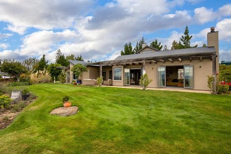 Photo of property in 10 Old Golf Course Road, Bridge Hill, Alexandra, 9320