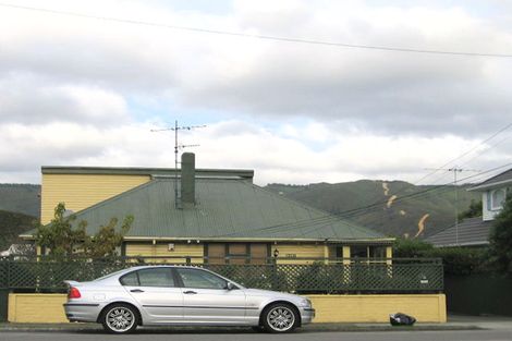 Photo of property in 1058 High Street, Avalon, Lower Hutt, 5011