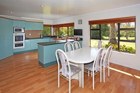 Photo of property in 42 Island View Road, Karaka, Papakura, 2580