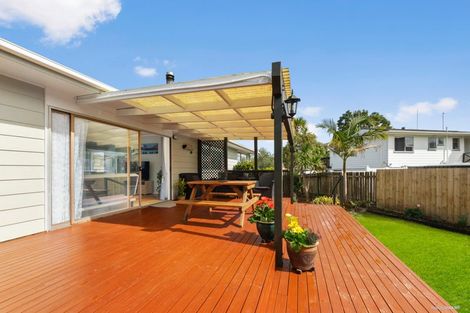 Photo of property in 6 Waari Avenue, Sunnyvale, Auckland, 0612