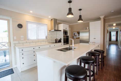 Photo of property in 5 Plimsoll Street, Carterton, 5713